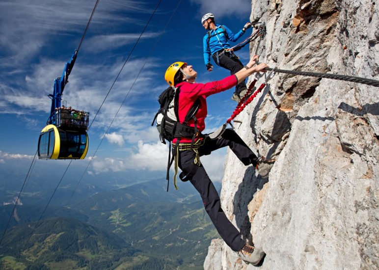 Klettersteige am Dachstein mit traumhaftem Ausblick © Schladming-Dachstein, Raffalt